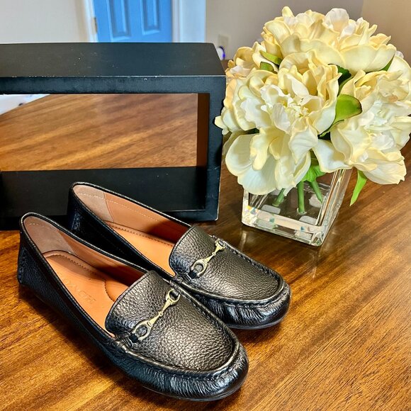Beautiful NEW COACH Mavis Bit Black Pebbled Grain Leather Loafers Size 5B - Picture 1 of 8